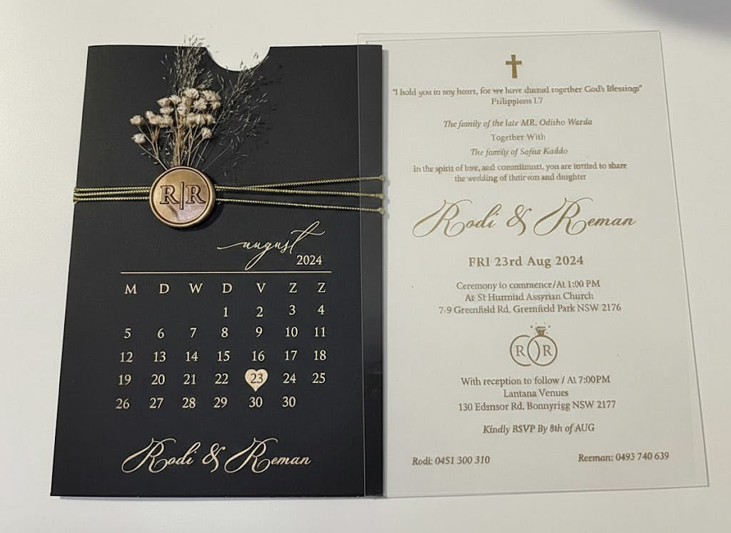 Clear Acrylic Wedding Invitation with Gold Foil & Dried Flower - Black Envelope Calendar LunaInvites