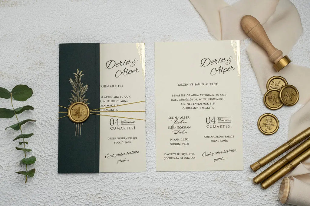 Acrylic Gold Foil Invitation with Elegant Transparent Design (Kopya) LunaInvites