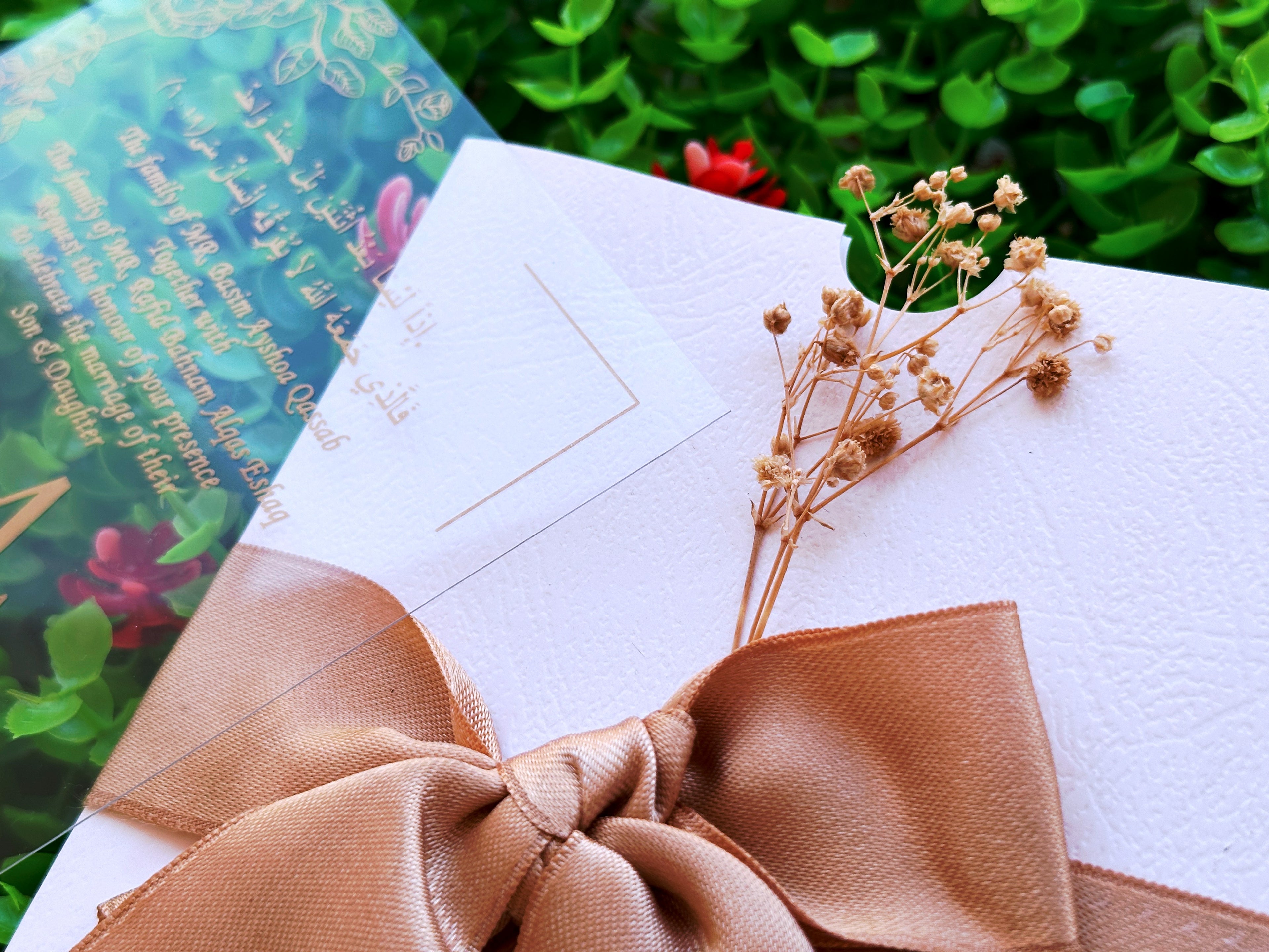 Acrylic Wedding Invitation with Gold Print, White Envelope, Large Satin Bow & Dried Flower - LunaInvites