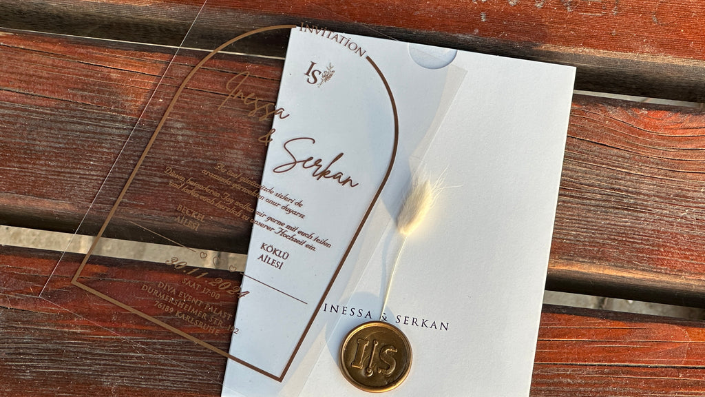 Clear Acrylic Wedding Invitation with Gold Print, White Envelope, Gold Wax Seal & Dried Flower - LunaInvites