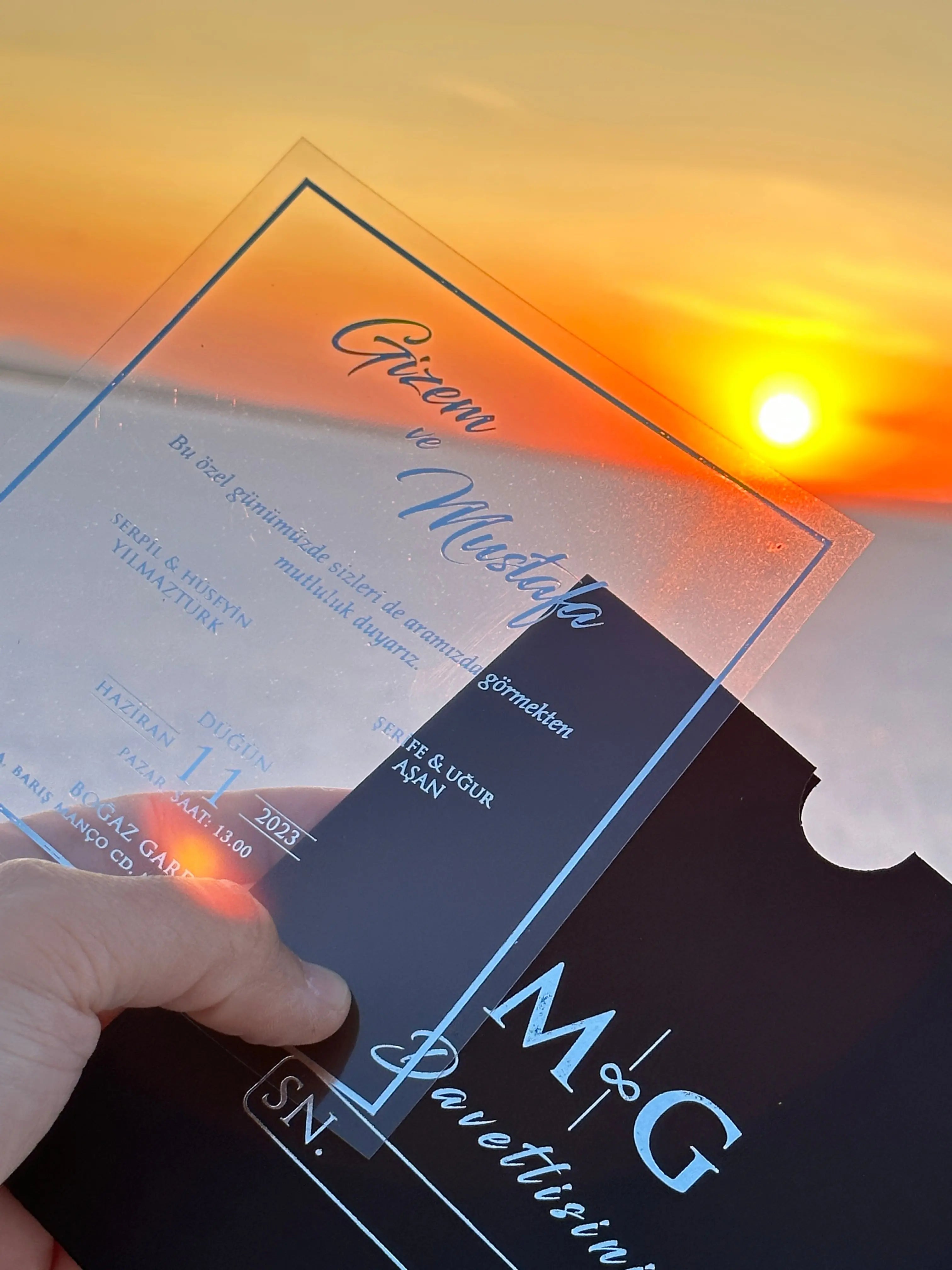 Clear Acrylic Wedding Invitation with Silver Print & Black Envelope LunaInvites