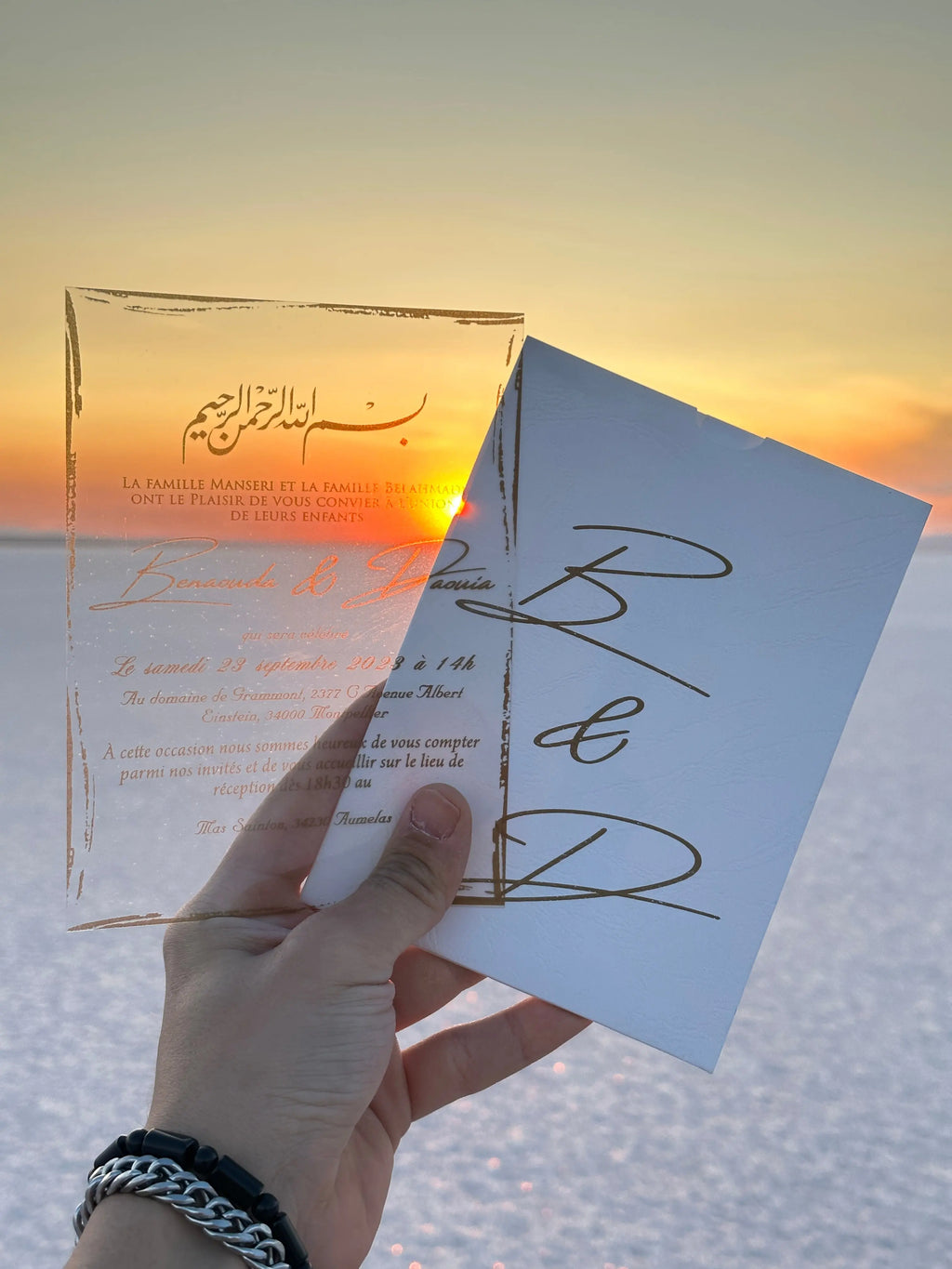 Clear Acrylic Wedding Invitation with Silver Print & Black Envelope (Kopya) LunaInvites