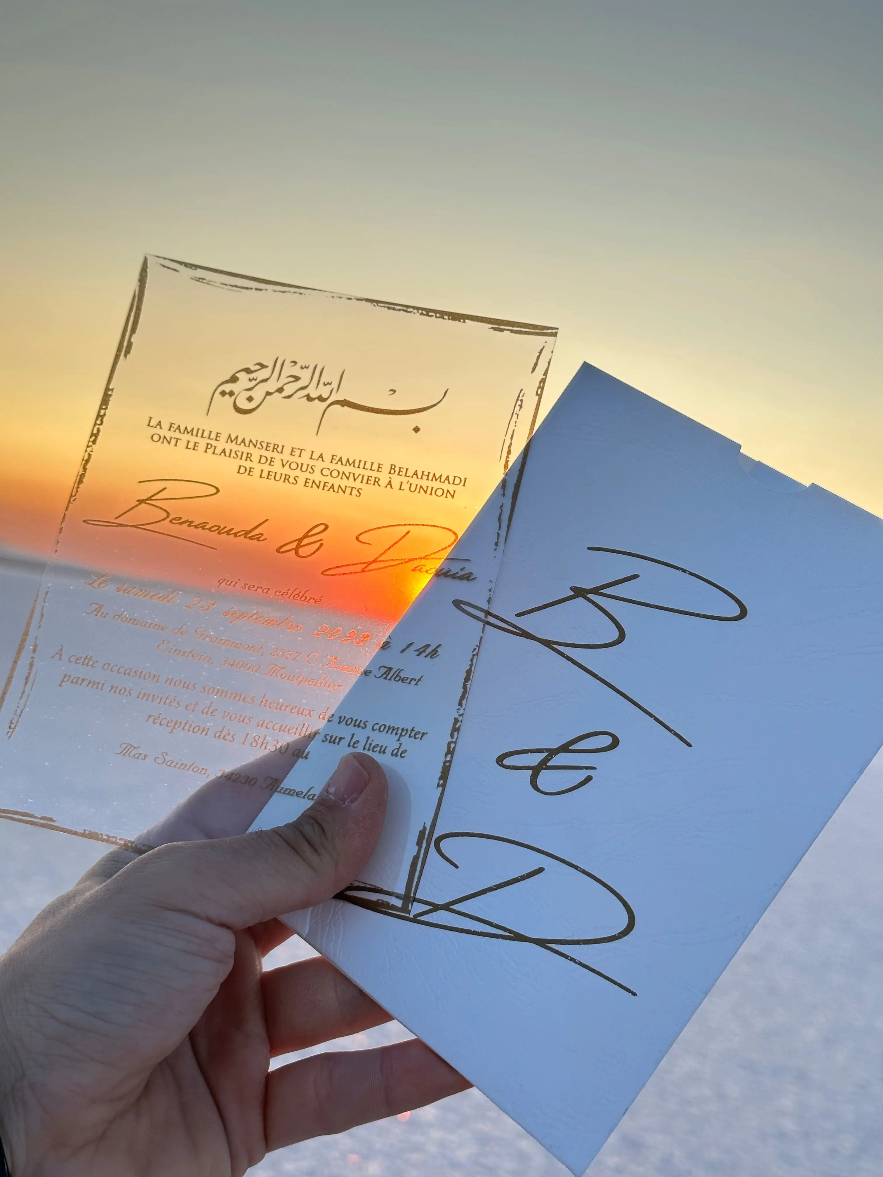 Clear Acrylic Wedding Invitation with Silver Print & Black Envelope (Kopya) LunaInvites