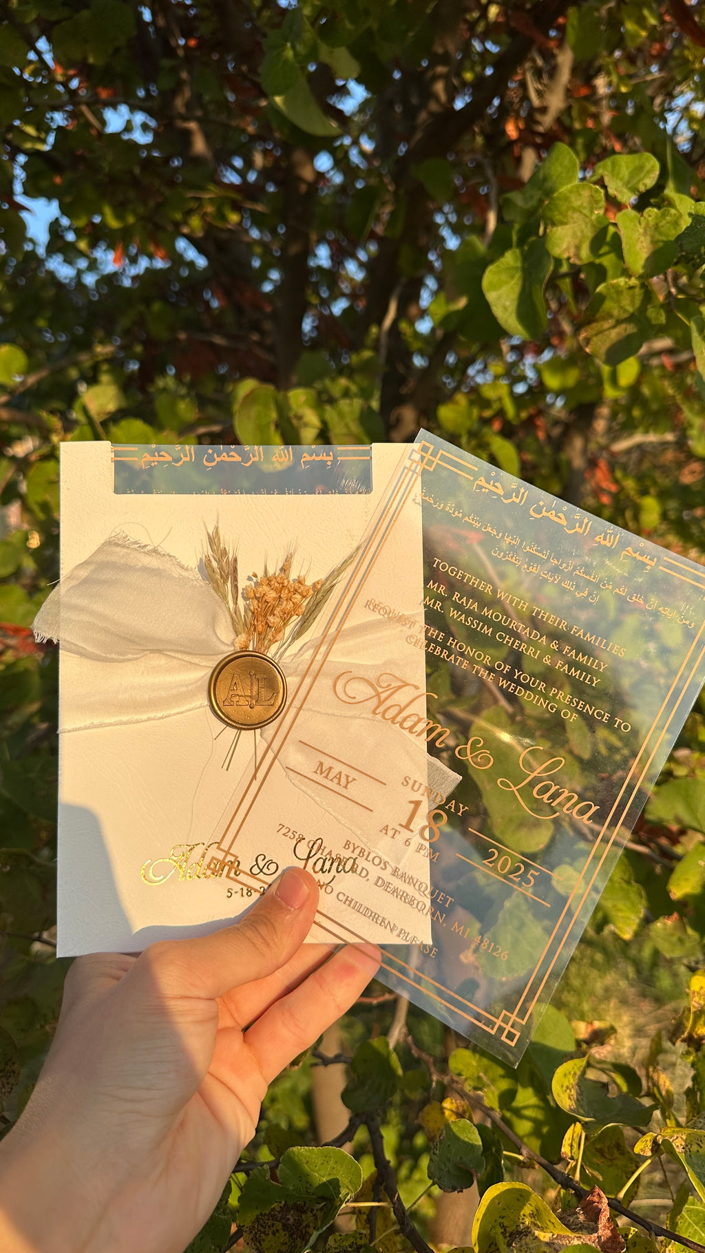 Clear Acrylic Wedding Invitation with Gold Print, White Envelope, White Bow, Gold Wax Seal & Dried Flowers - LunaInvites