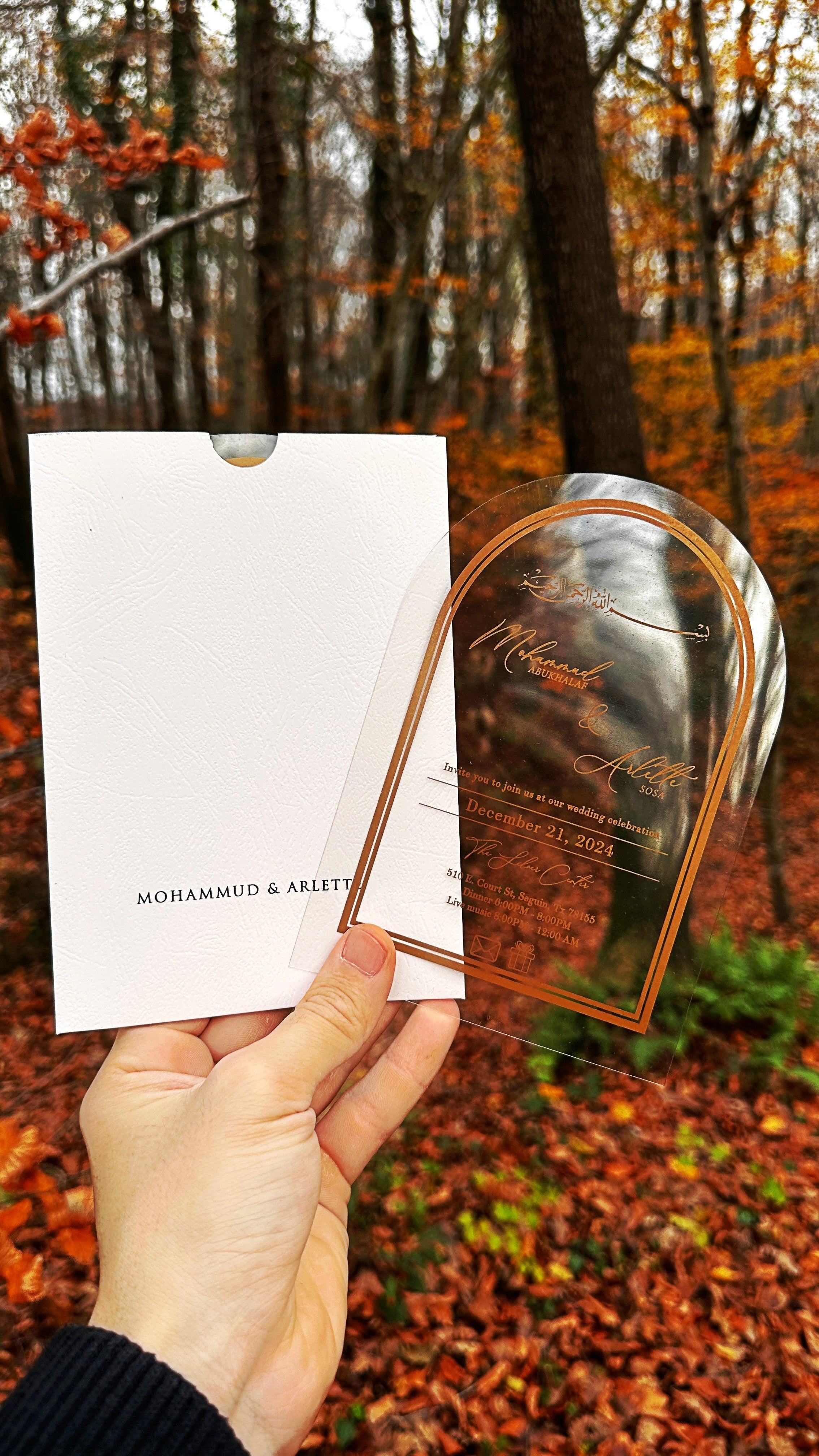 Arched Acrylic Wedding Invitation with Gold Print and White Envelope - LunaInvites