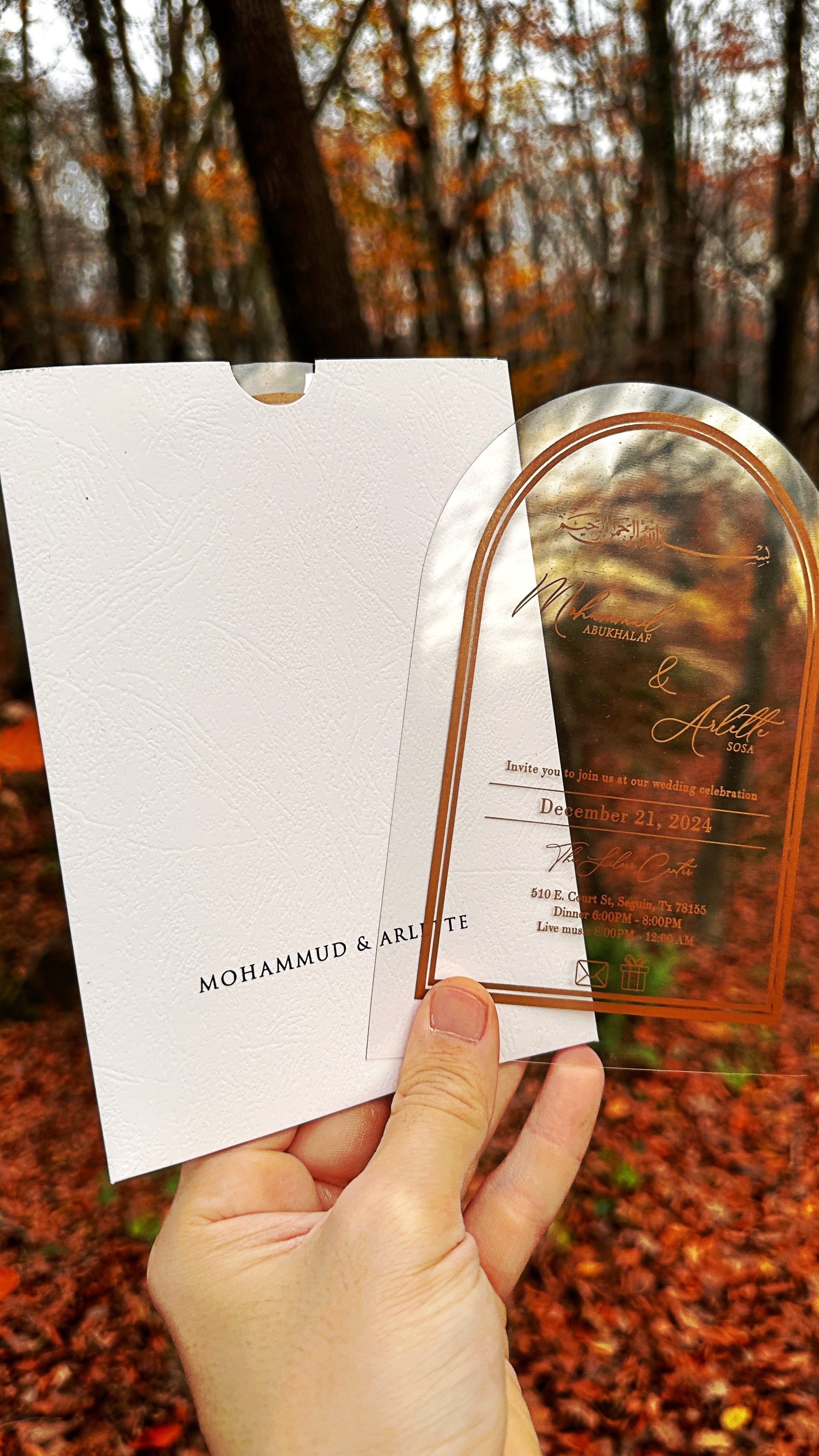 Arched Acrylic Wedding Invitation with Gold Print and White Envelope - LunaInvites