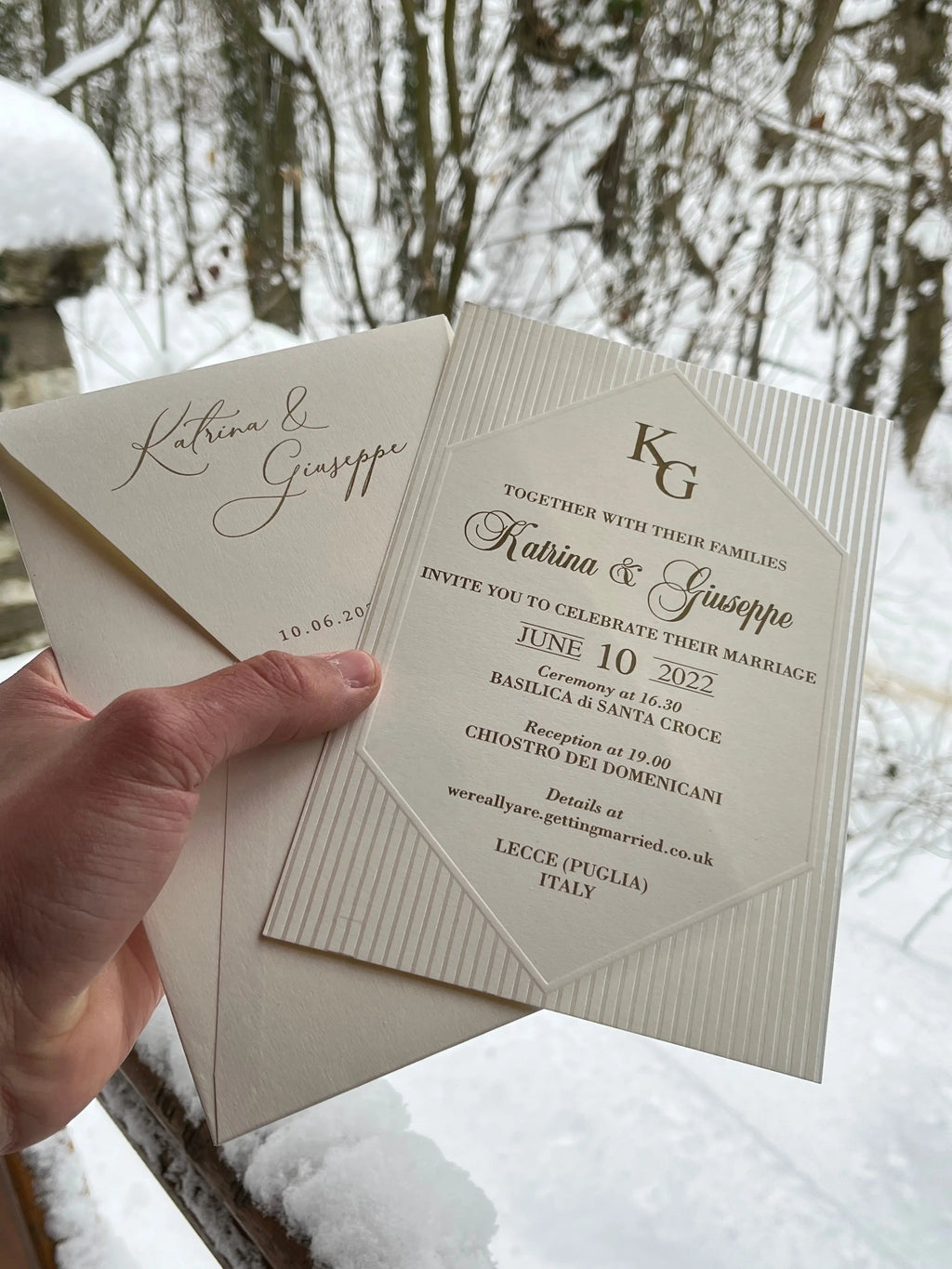 Elegant Wedding Invitation with Ivory Envelope – Classic Minimal Design LunaInvites
