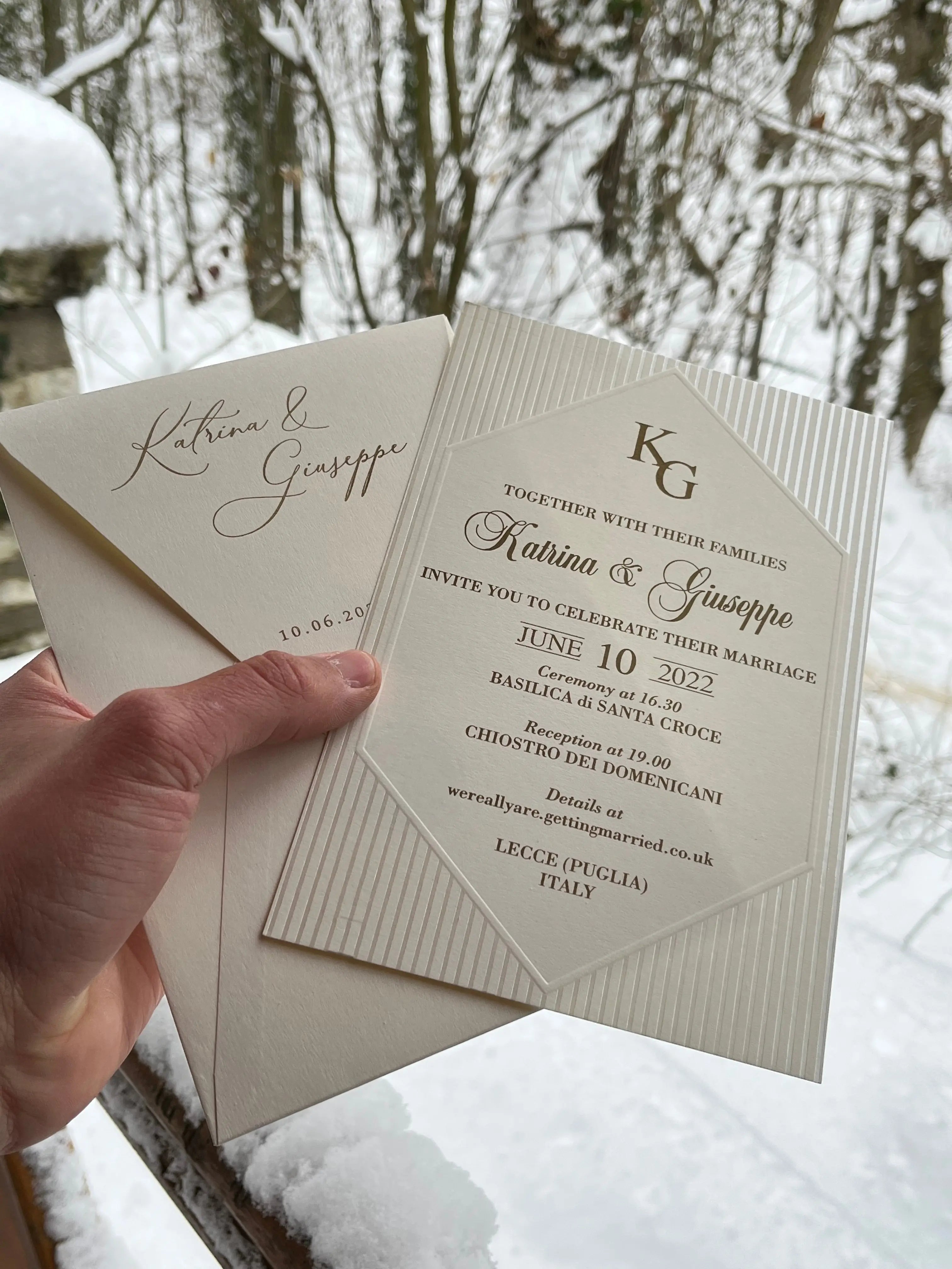 Elegant Wedding Invitation with Ivory Envelope – Classic Minimal Design LunaInvites