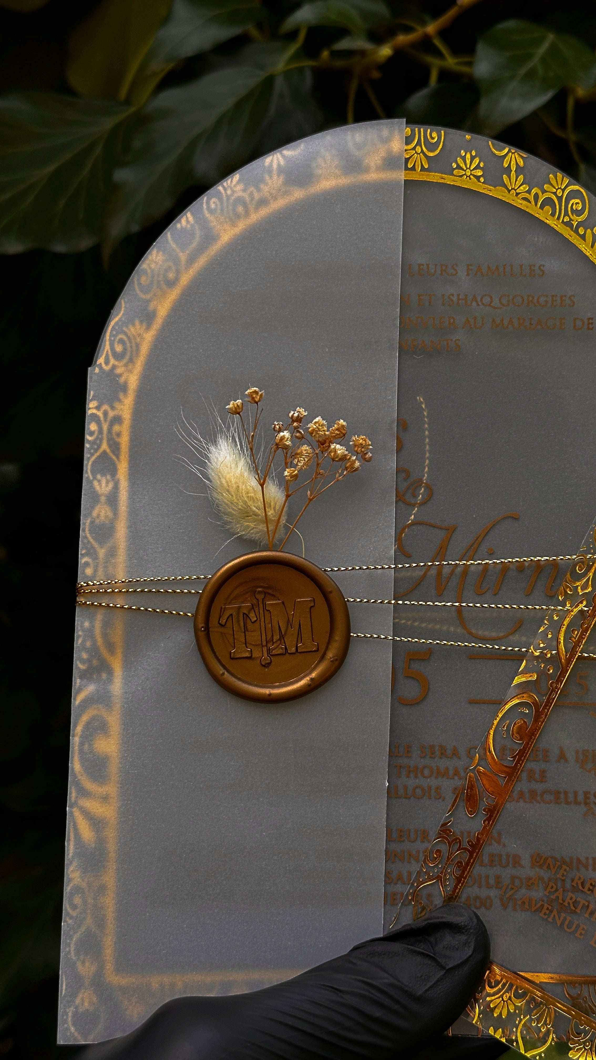 Gold Arch Acrylic Wedding Invitation with Transparent Envelope & Wax Seal - LunaInvites