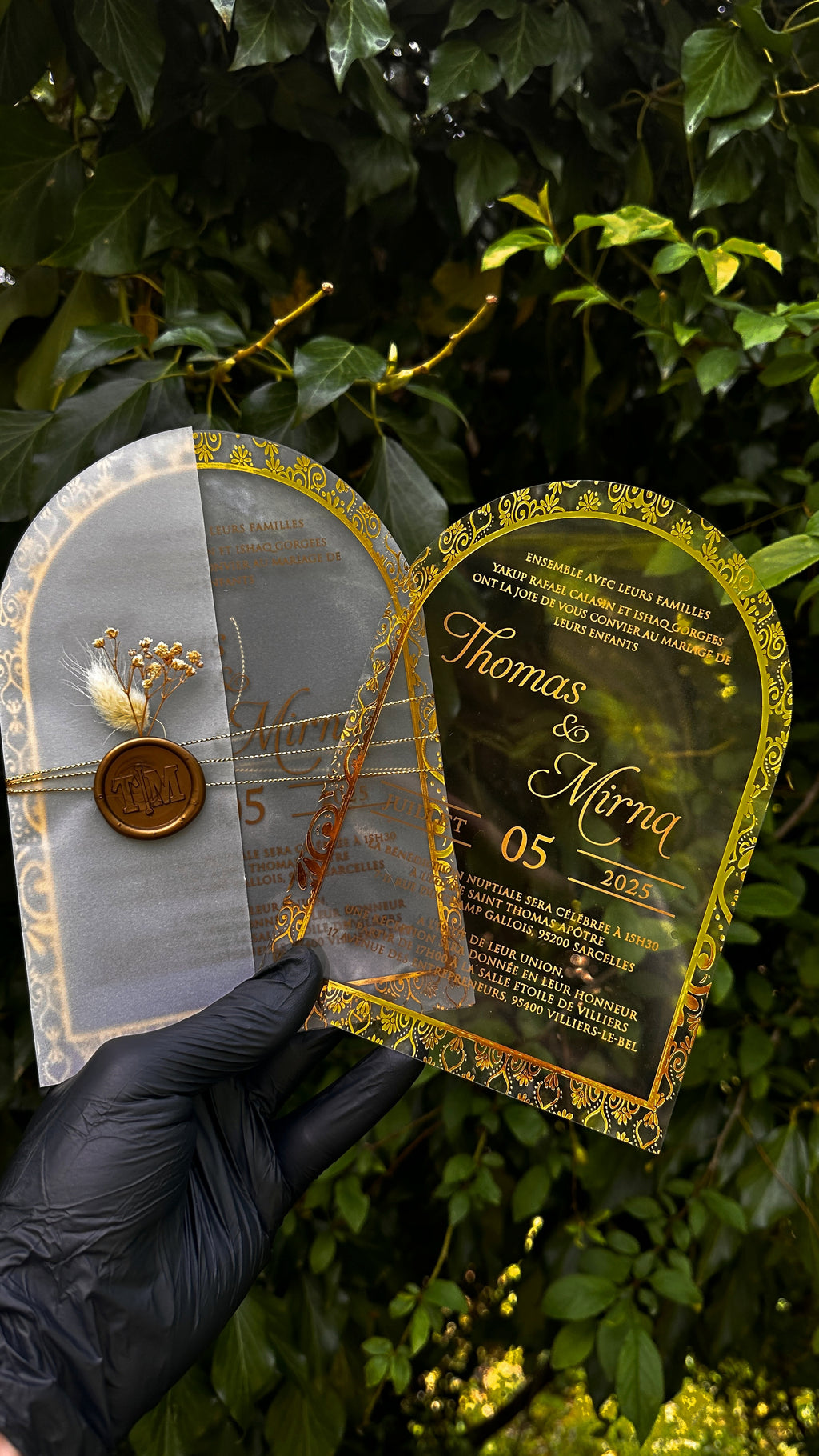 Gold Arch Acrylic Wedding Invitation with Transparent Envelope & Wax Seal - LunaInvites