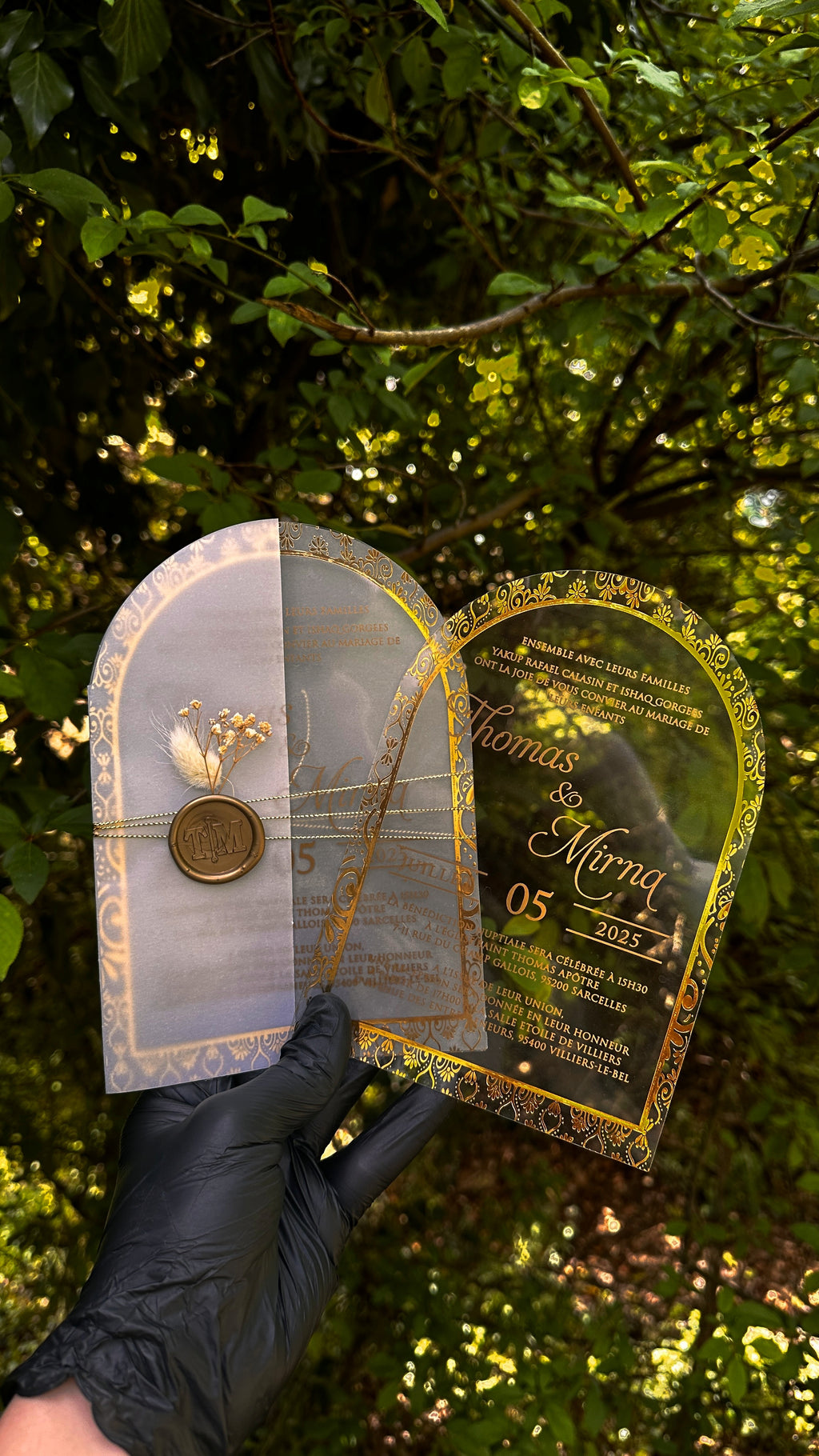 Gold Arch Acrylic Wedding Invitation with Transparent Envelope & Wax Seal - LunaInvites