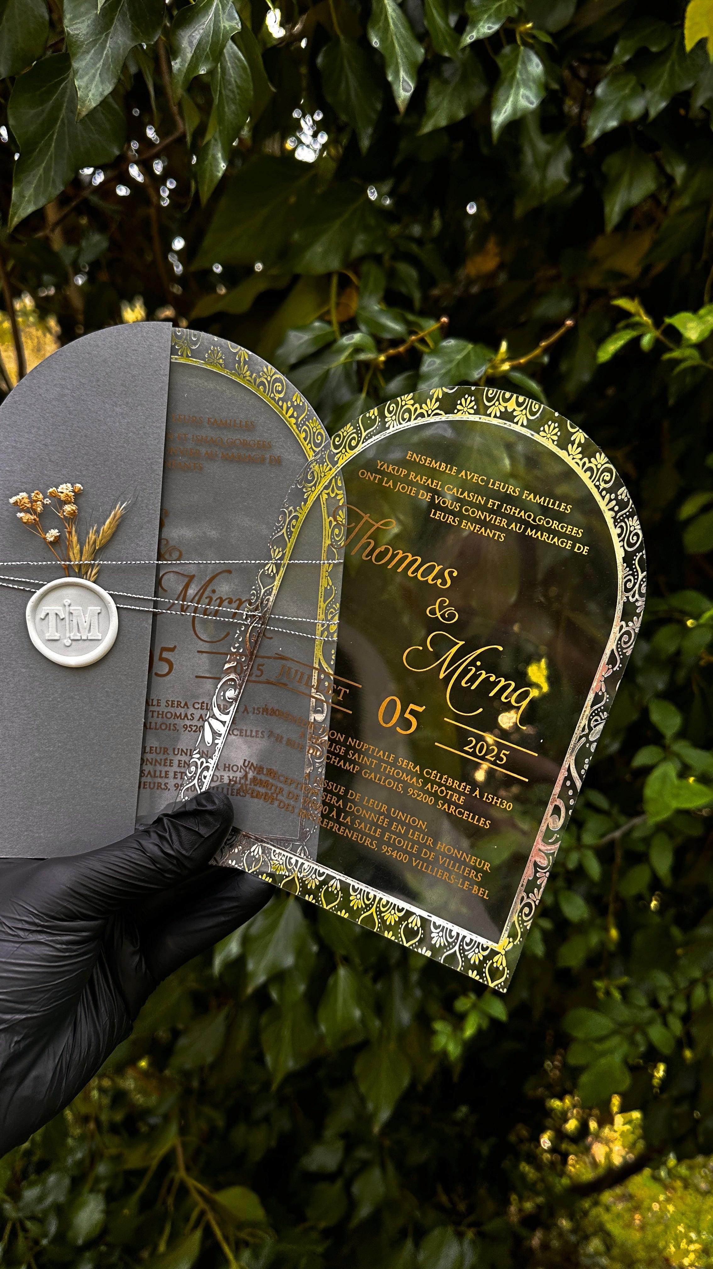 Arch Acrylic Wedding Invitations with Gray Envelope, Gold Foil & White Wax Seal - LunaInvites