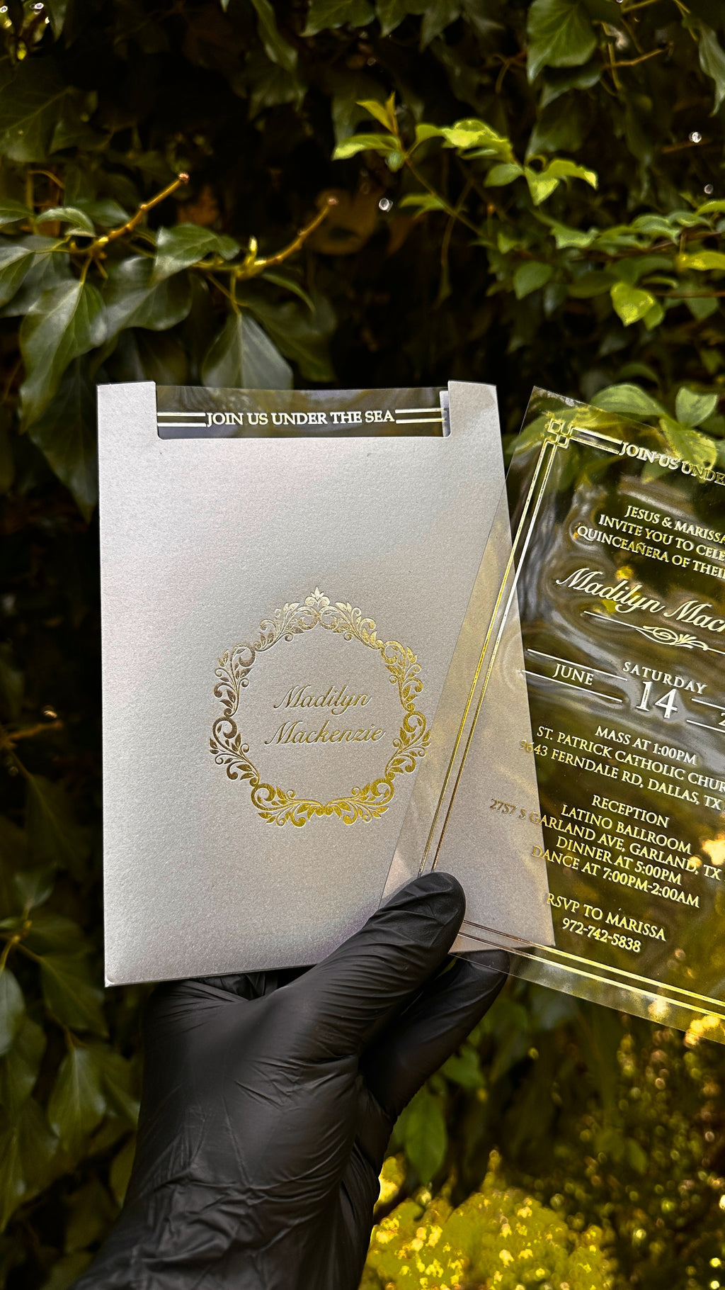Clear Acrylic Quinceañera Invitations with Gray Glossy Envelope & Silver Foil - LunaInvites