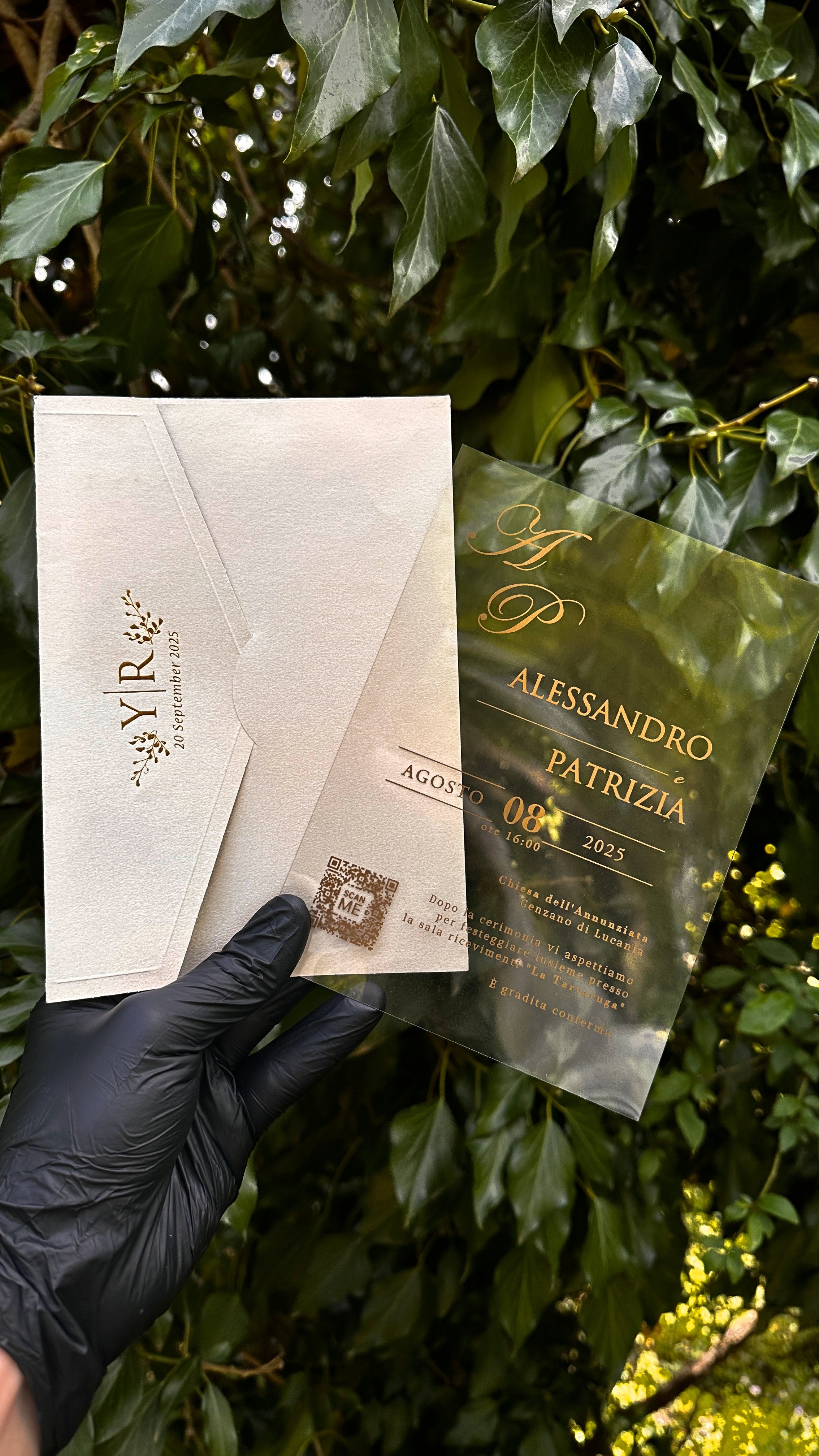 Clear Acrylic Wedding Invitations with Gold Foil & Cream Envelope - LunaInvites