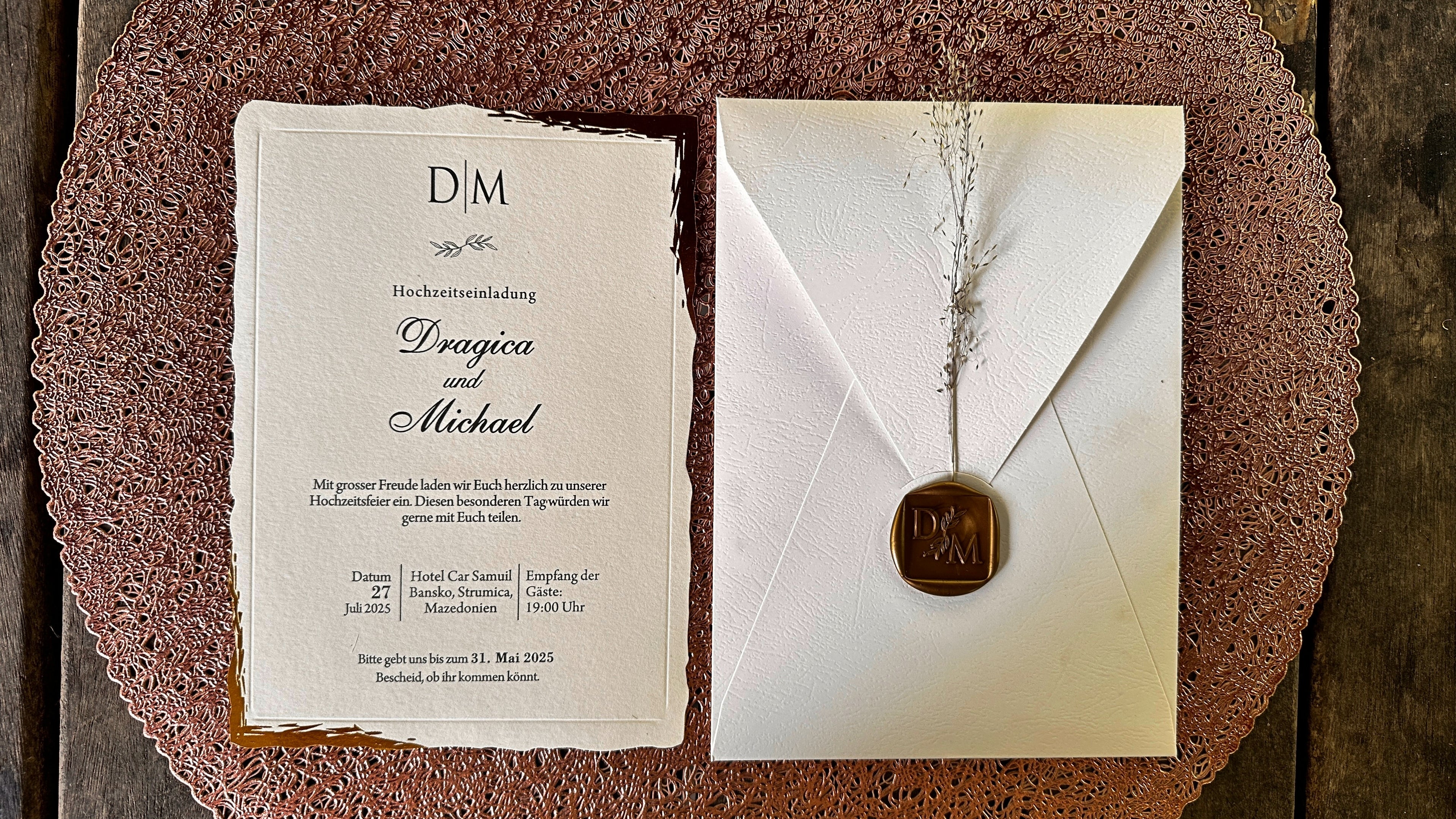 Classic Wedding Invitations with Gold Edge & Dried Flower - LunaInvites