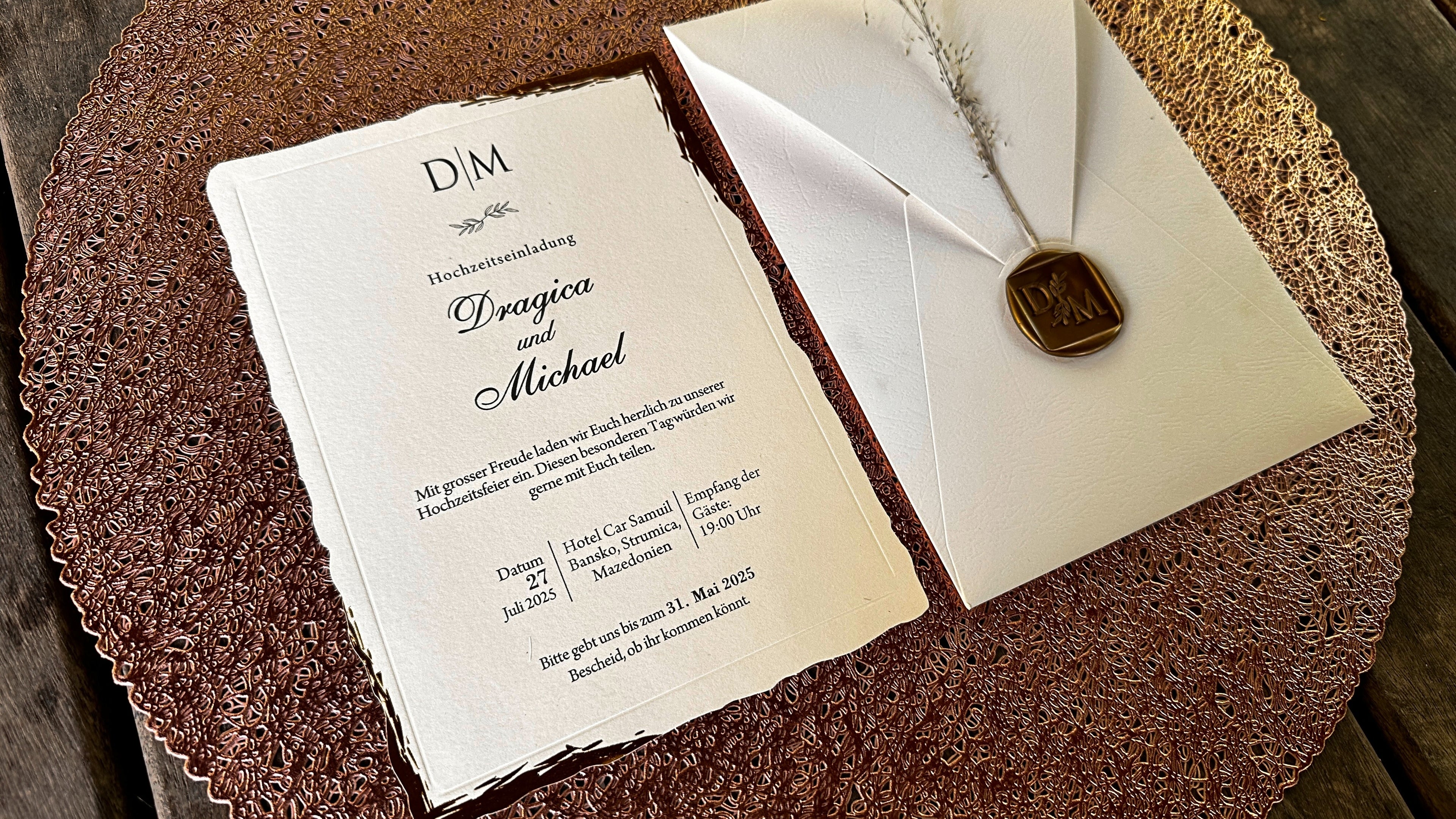 Classic Wedding Invitations with Gold Edge & Dried Flower - LunaInvites