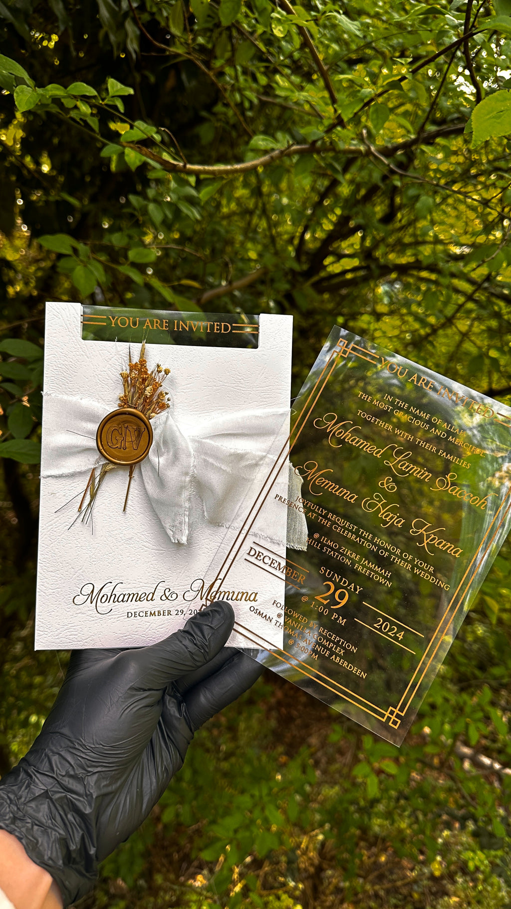 Clear Acrylic Wedding Invitations with White Ribbon, Gold Print & Wax Seal - LunaInvites