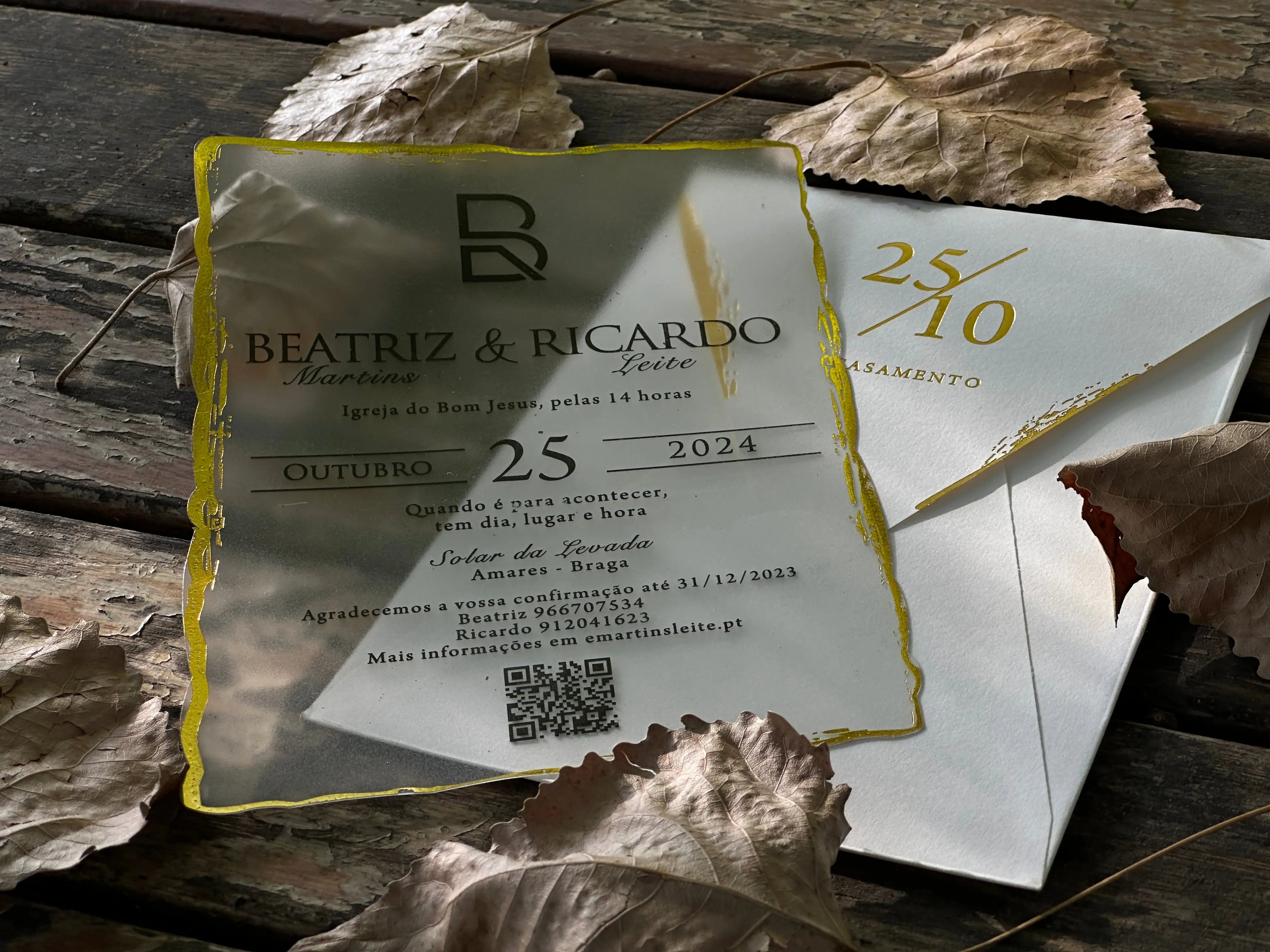 Frosted Acrylic Wedding Invitation with Gold Raw Edges & White Envelope LunaInvites