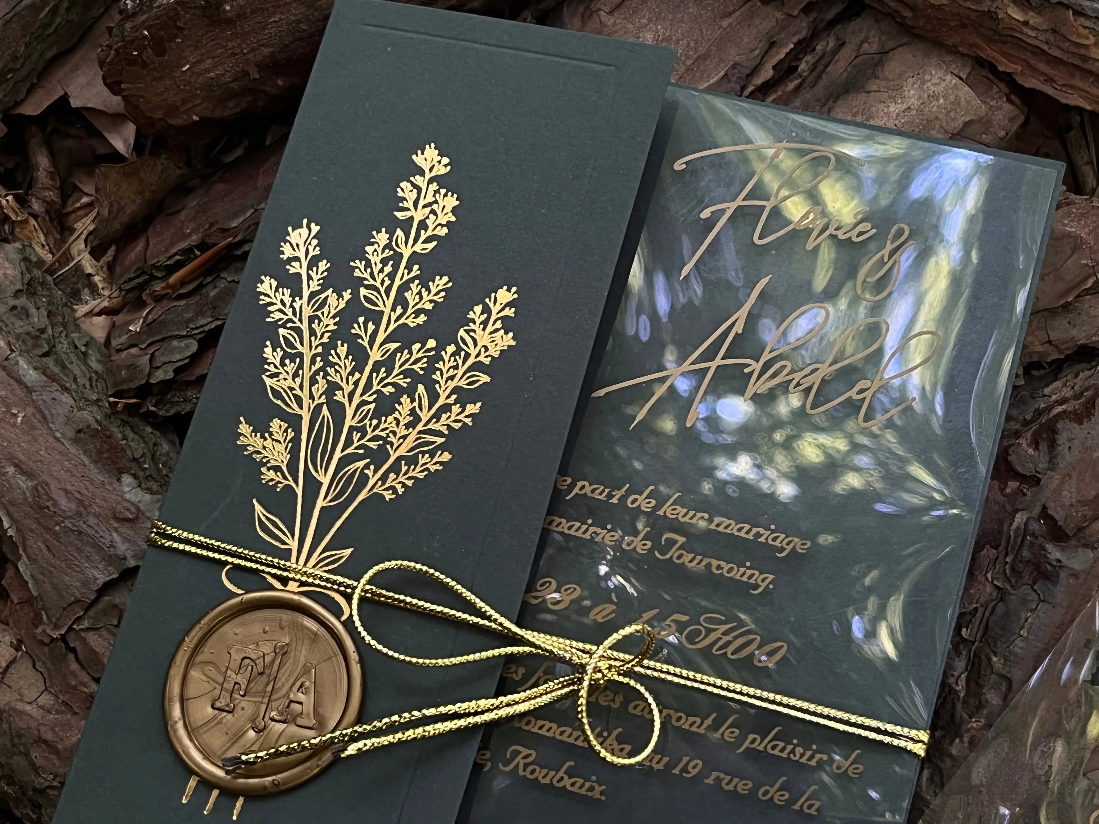 Black Pocket Wedding Invitation with Vellum Overlay and Silver Wax Seal (Kopya) LunaInvites