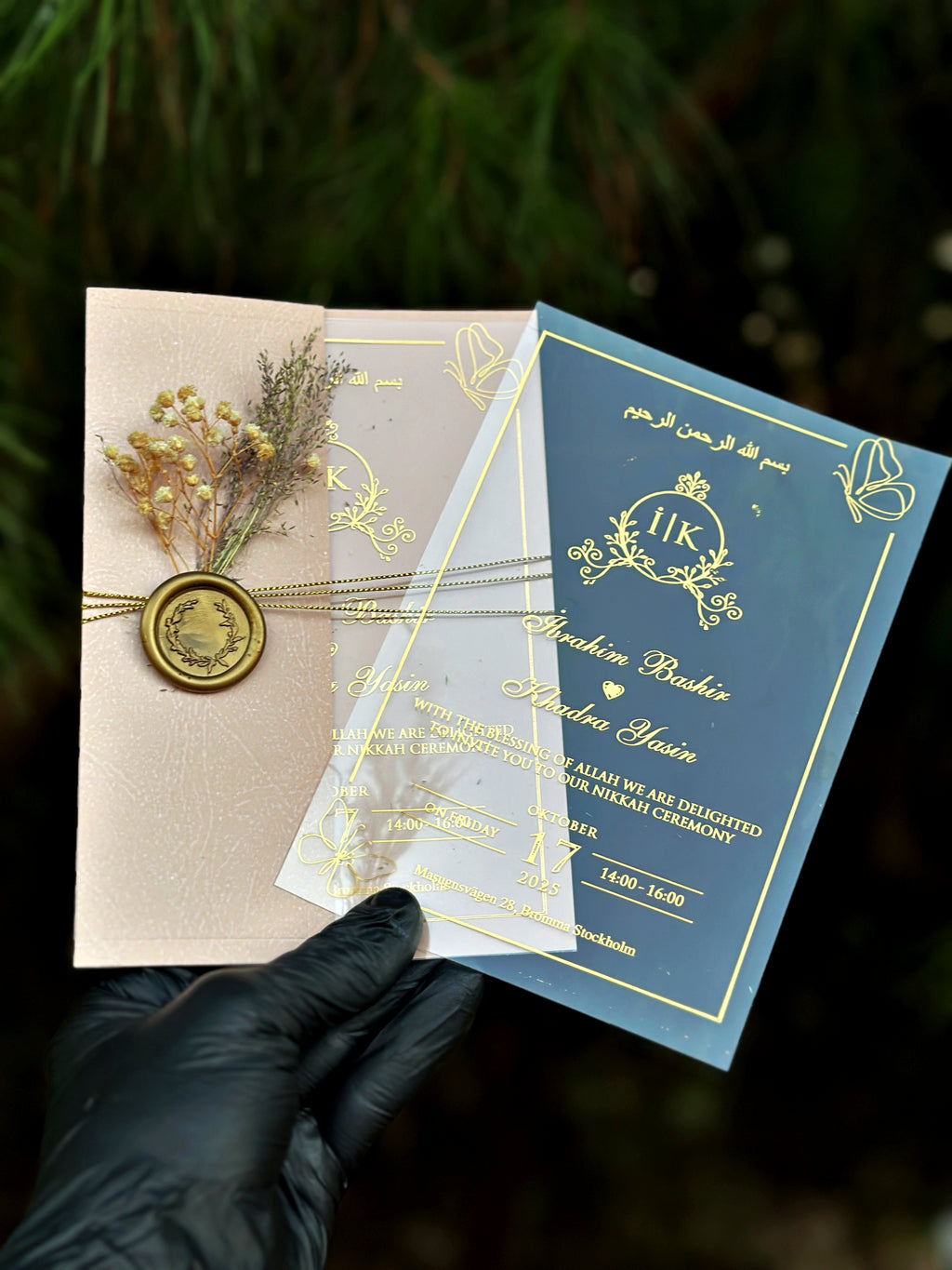 Clear Acrylic Wedding Invitation with Gold Print, Beige Envelope & Wax Seal - LunaInvites