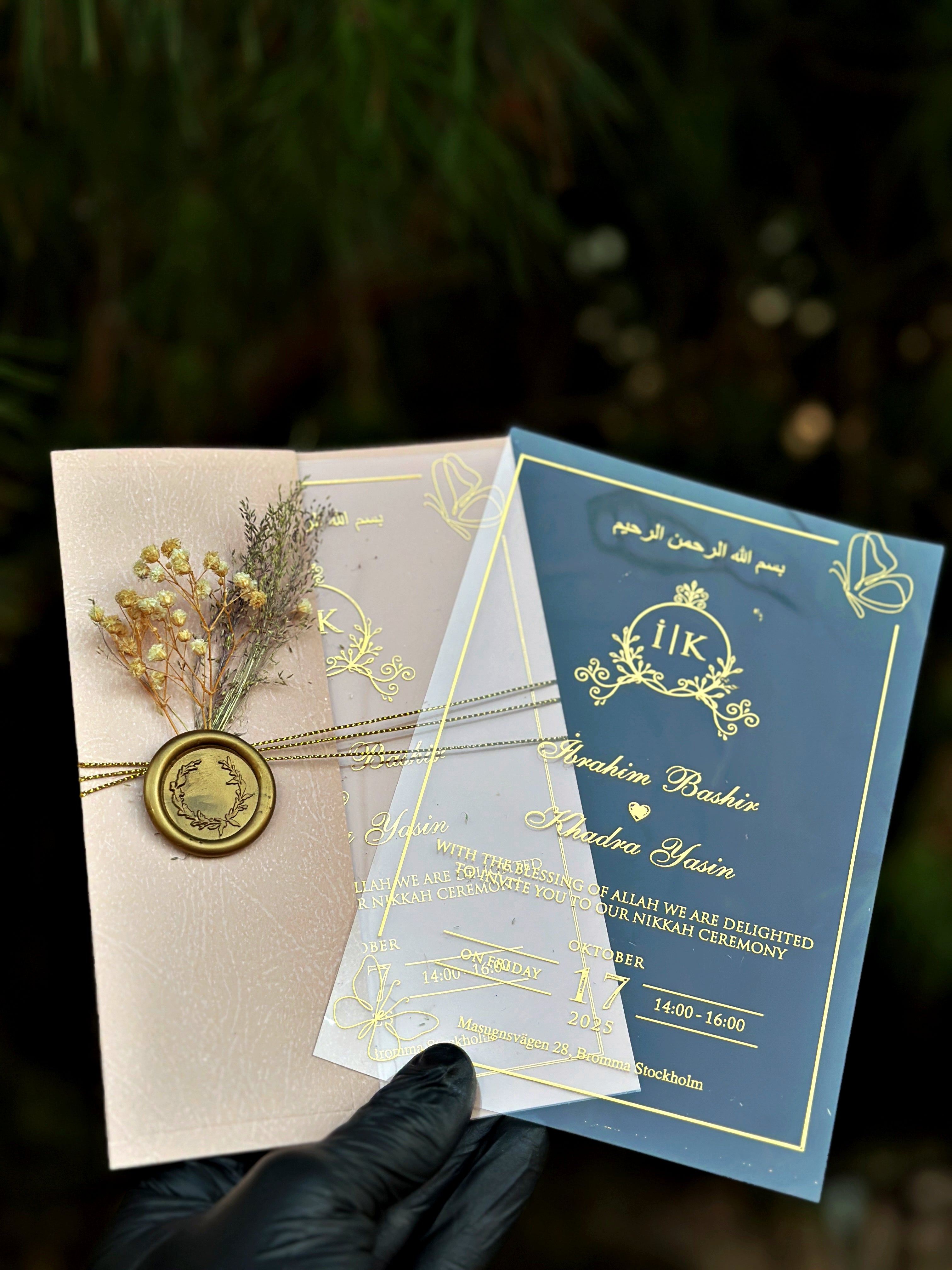 Clear Acrylic Wedding Invitation with Gold Print, Beige Envelope & Wax Seal - LunaInvites