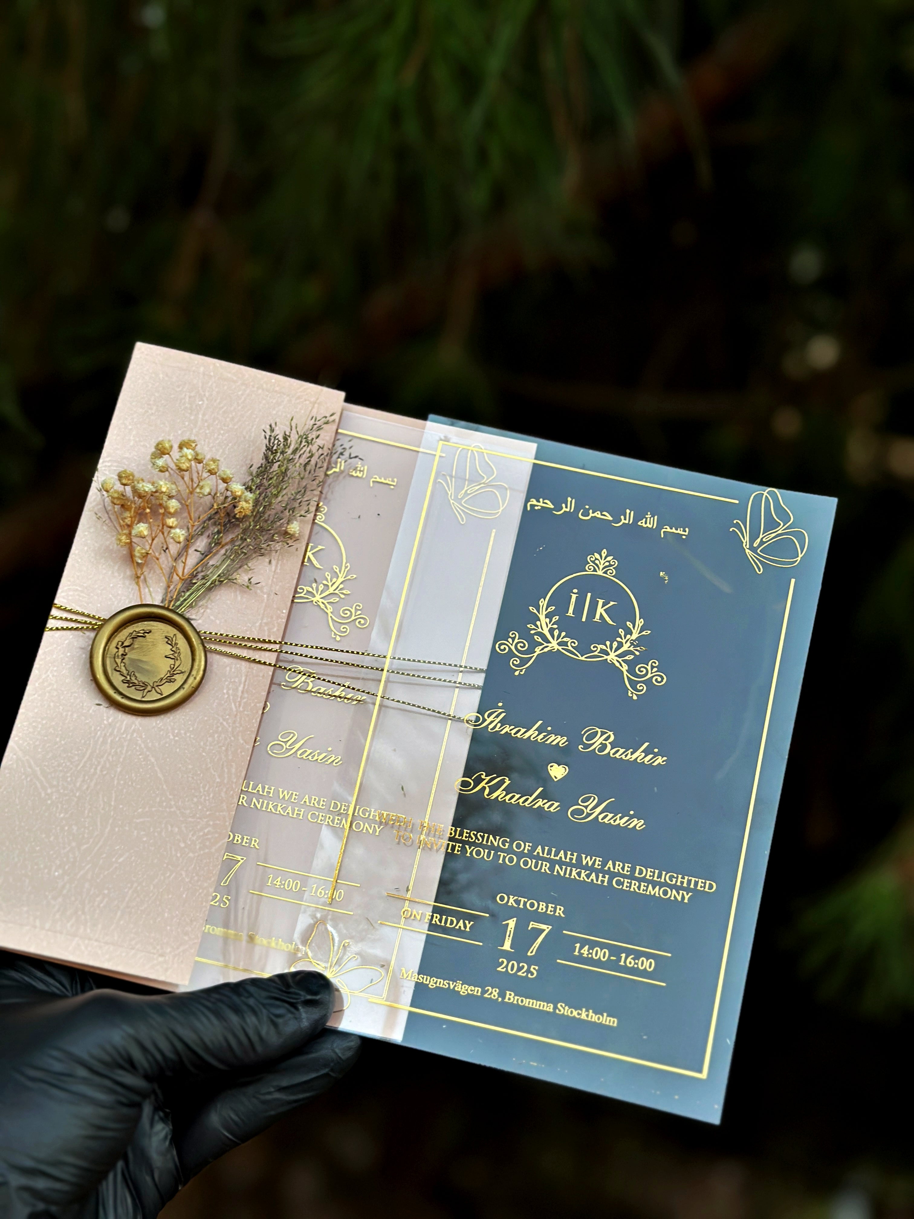 Clear Acrylic Wedding Invitation with Gold Print, Beige Envelope & Wax Seal - LunaInvites