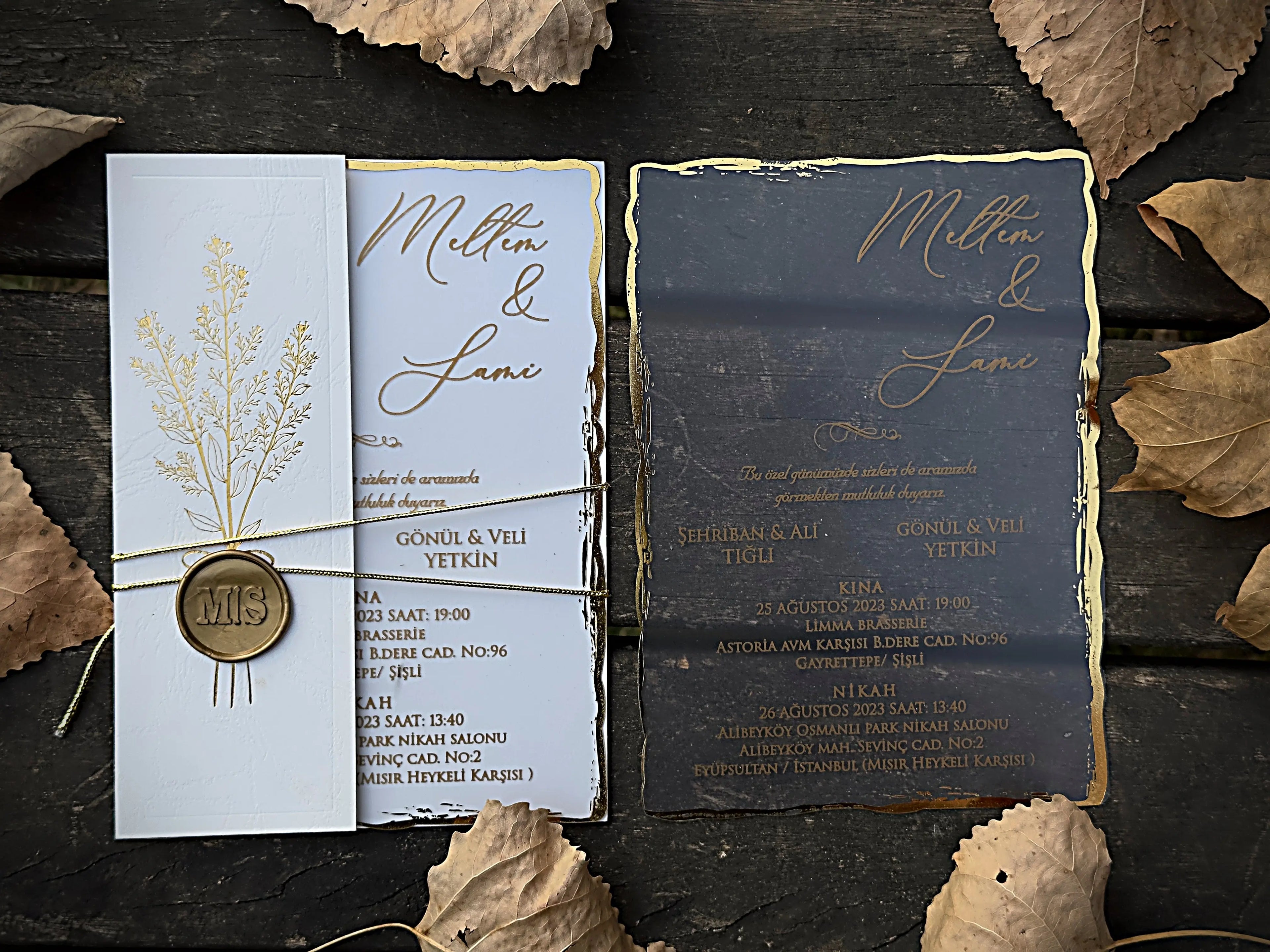 Frosted Acrylic Wedding Invitation with Gold Foil Edges & Floral Envelope LunaInvites