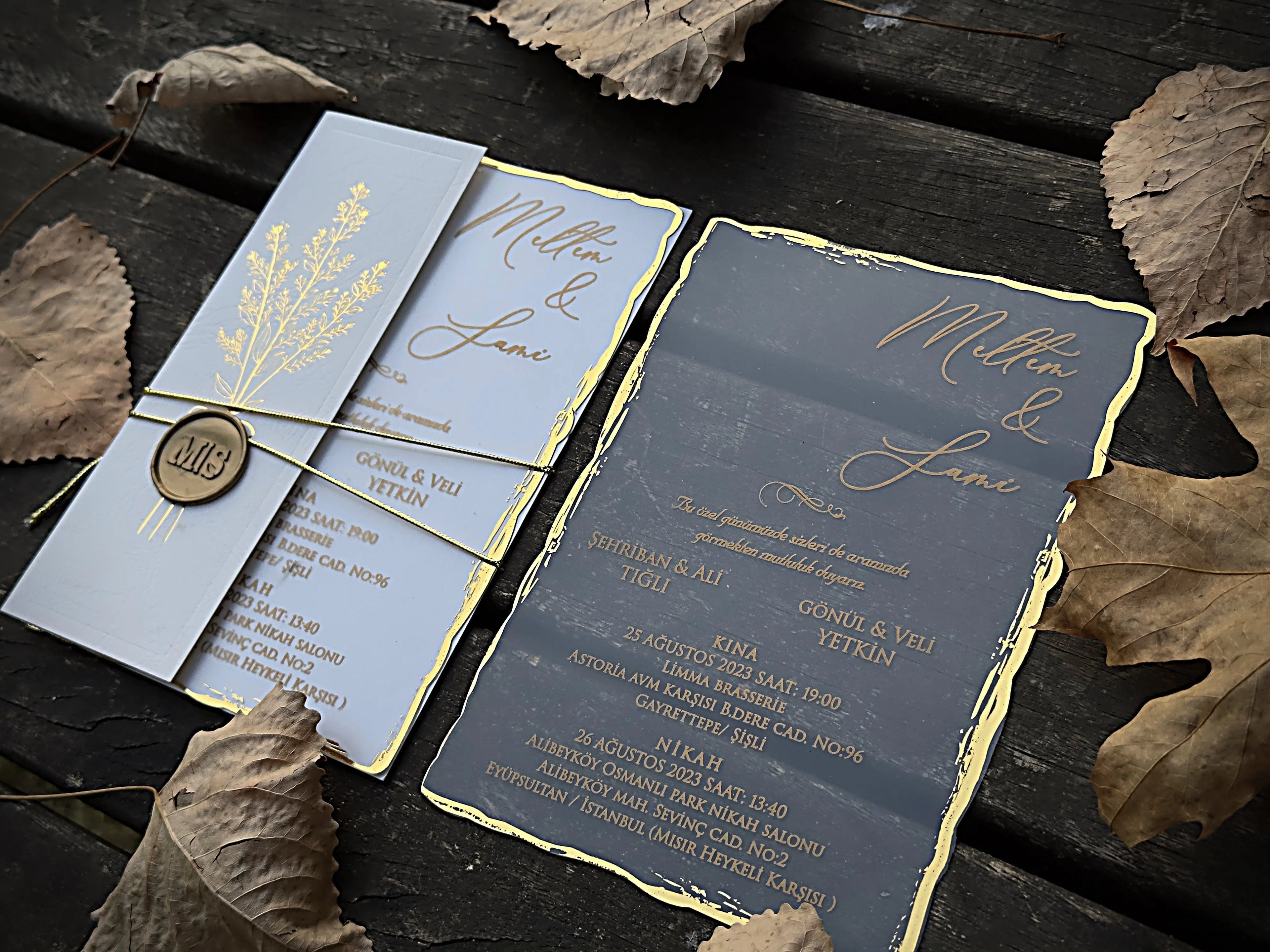 Frosted Acrylic Wedding Invitation with Gold Foil Edges & Floral Envelope LunaInvites
