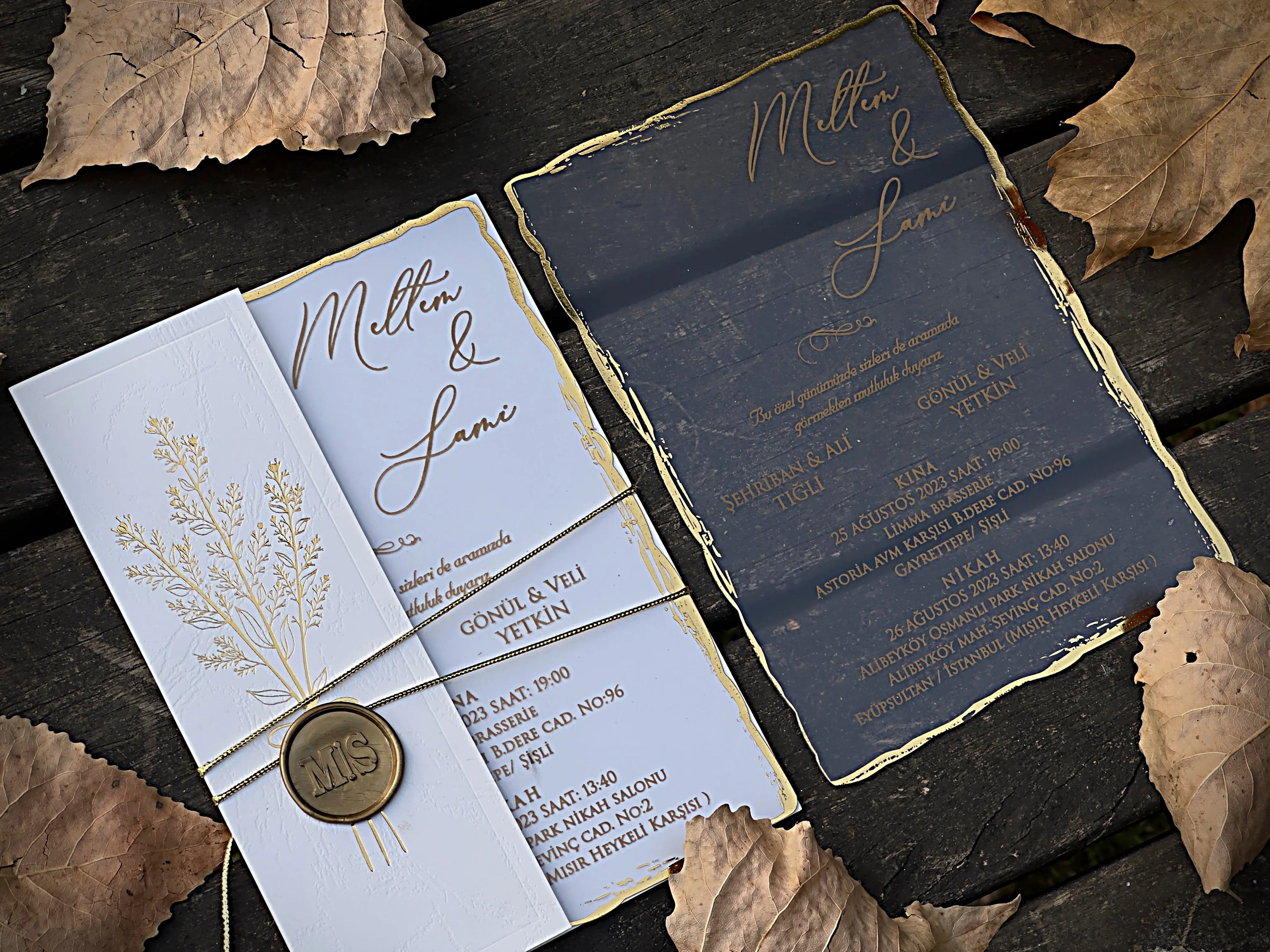 Frosted Acrylic Wedding Invitation with Gold Foil Edges & Floral Envelope LunaInvites